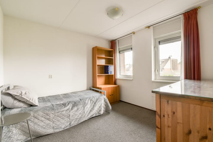 Foto 11 van Rie Cramerplantsoen 27