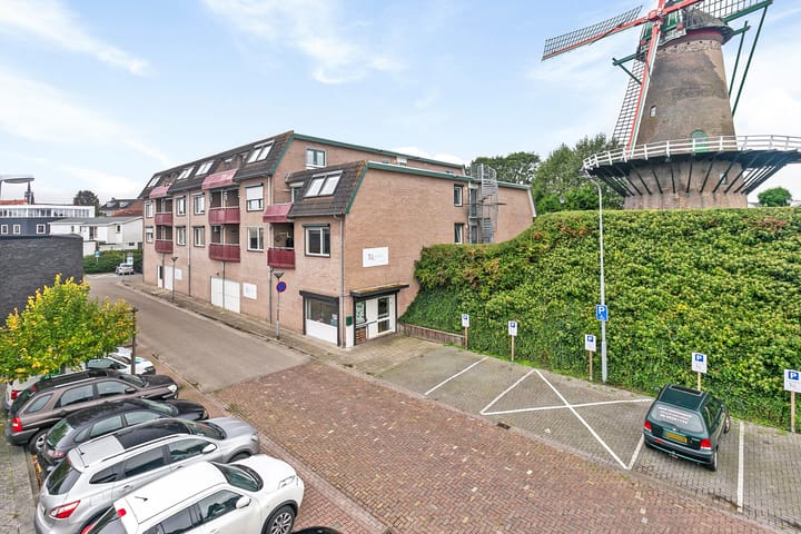 Foto 28 van Molenstraat 68