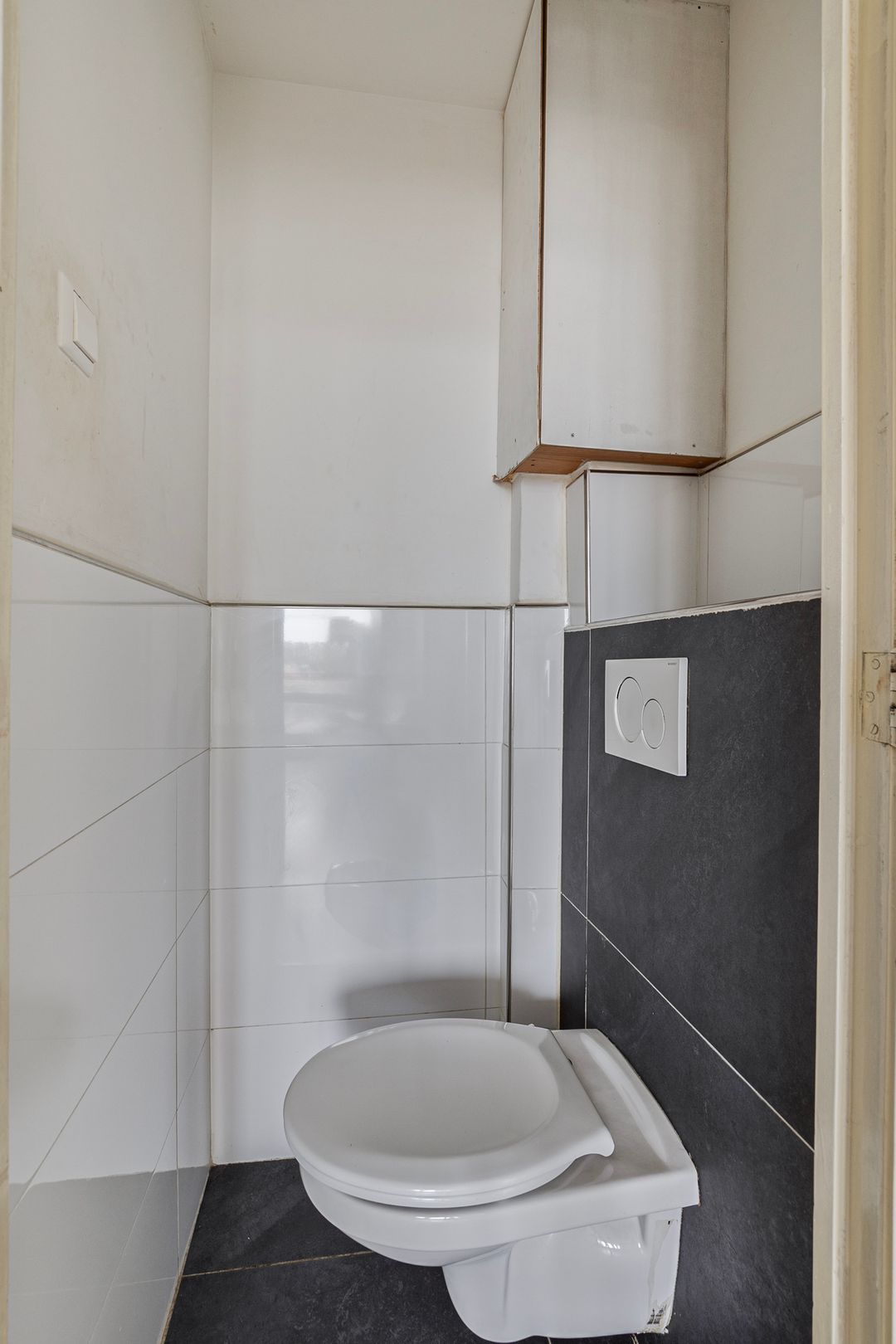 Photo 11 of Antony Moddermanstraat 166