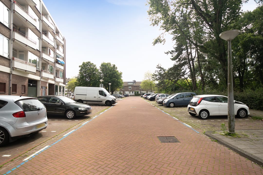 Photo 37 of Antony Moddermanstraat 166