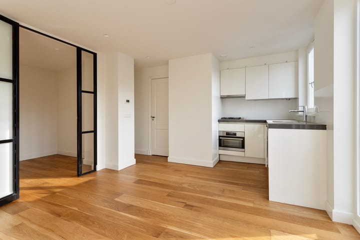 Foto 5 van Kinkerstraat 69-4A