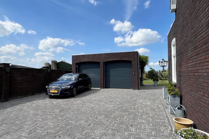 Bekijk foto 36 van Lange Broekstraat 30