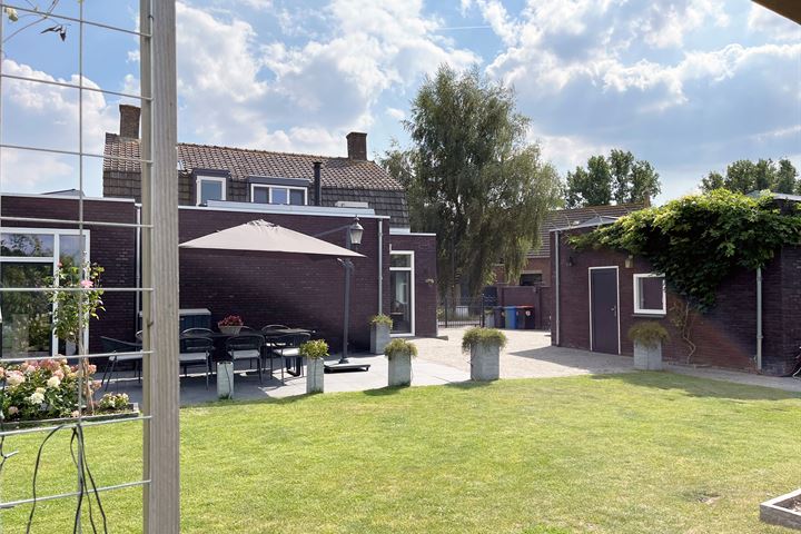 Bekijk foto 40 van Lange Broekstraat 30