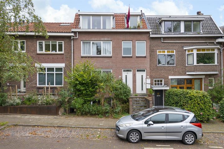 View photo 2 of Bouwmeesterstraat 63-B