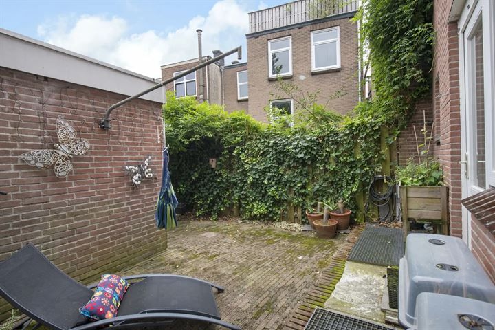 View photo 4 of Bouwmeesterstraat 63-B