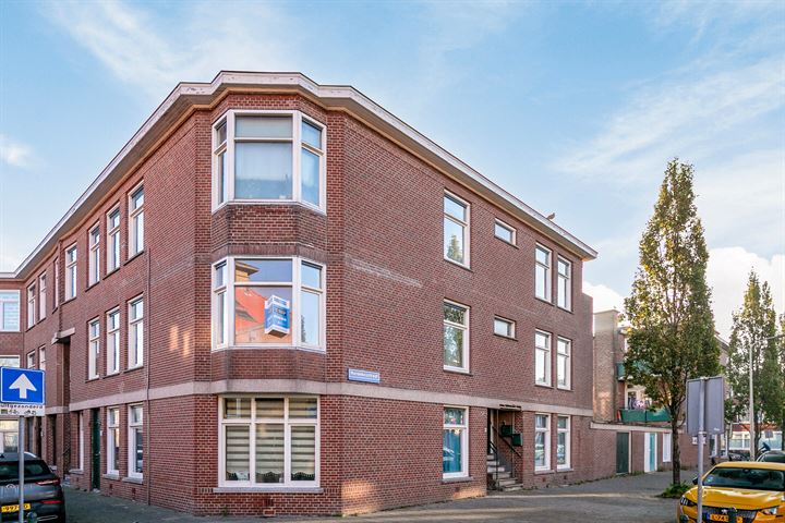 Bekijk foto 3 van Rondebosstraat 4