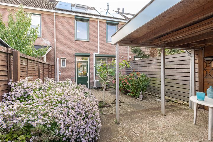 Bekijk foto 30 van Lingestraat 10