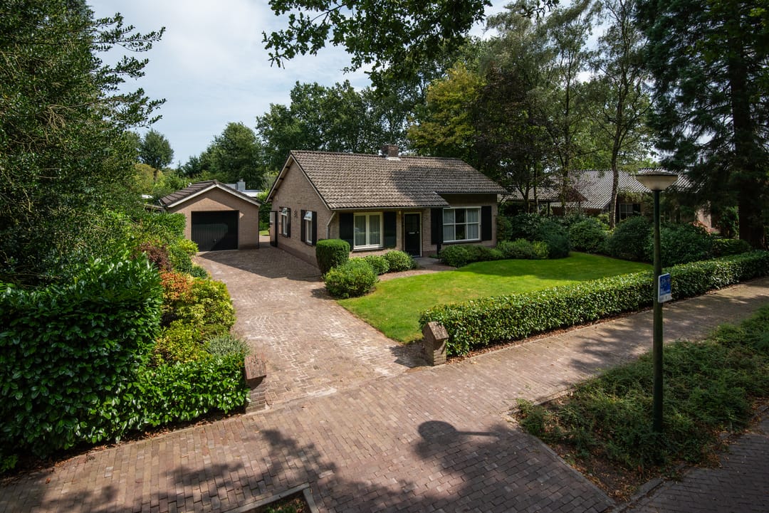 Photo 1 of Kamperfoelielaan 10