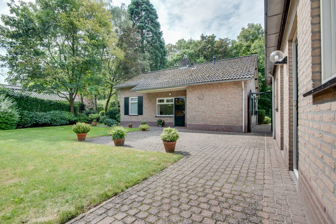 Photo 31 of Kamperfoelielaan 10