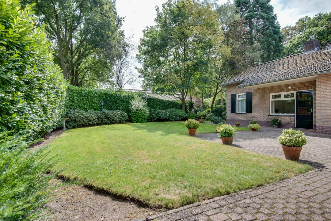 Photo 32 of Kamperfoelielaan 10