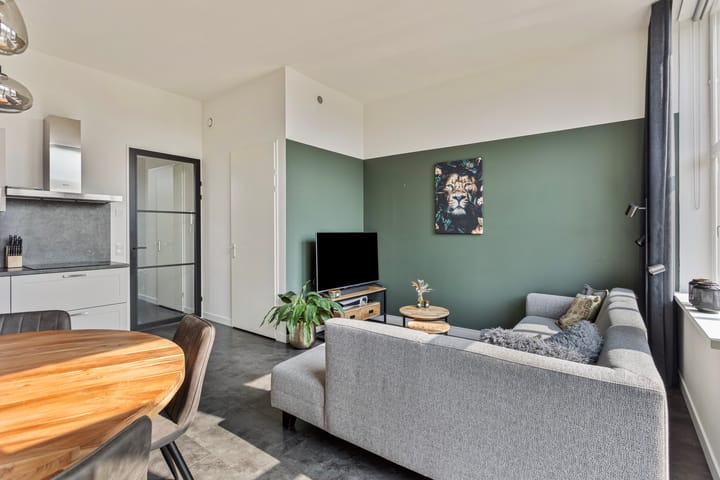 Foto 3 van Albert Schweitzerstraat 109