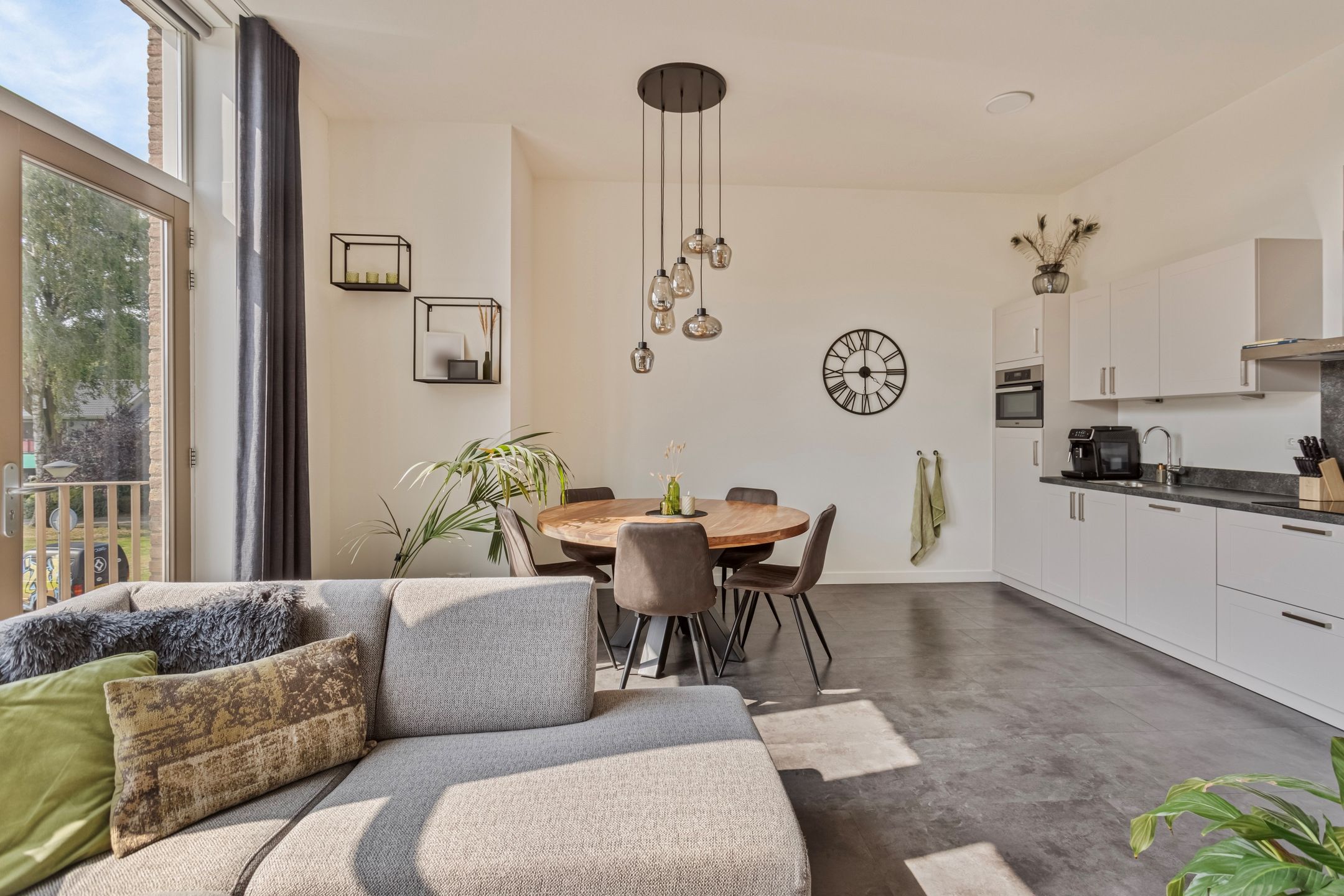 Foto 6 van Albert Schweitzerstraat 109