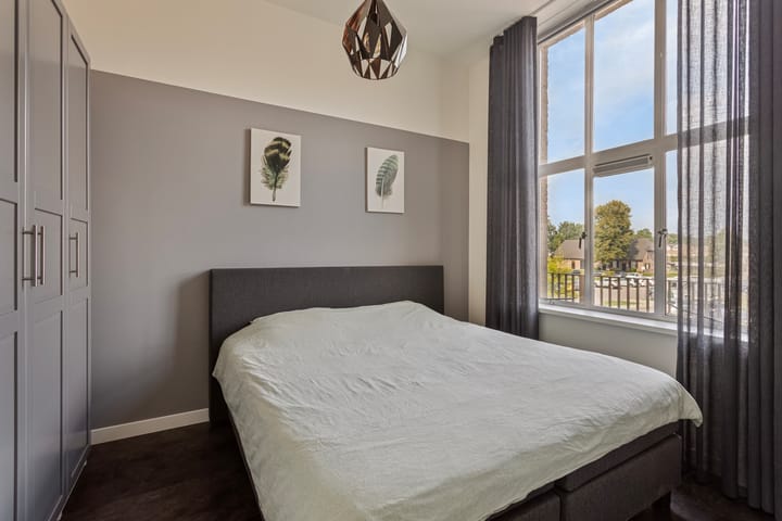 Foto 10 van Albert Schweitzerstraat 109