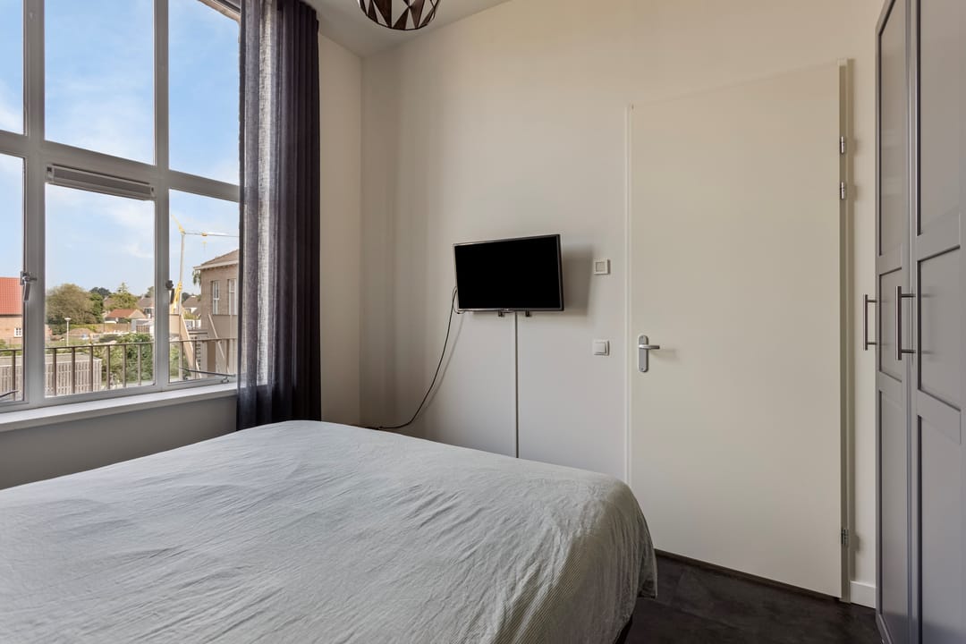 Foto 11 van Albert Schweitzerstraat 109