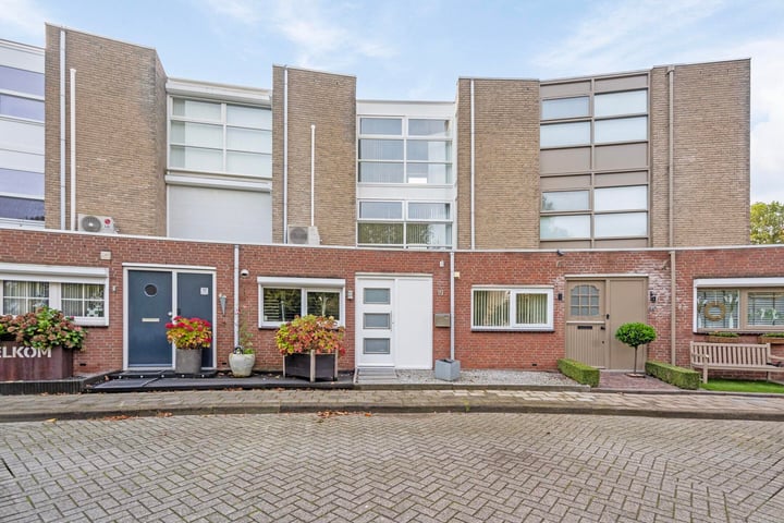 View photo of Carmelstraat 19