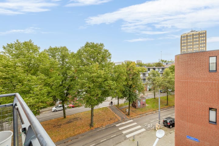 Foto 15 van Claes de Vrieselaan 185