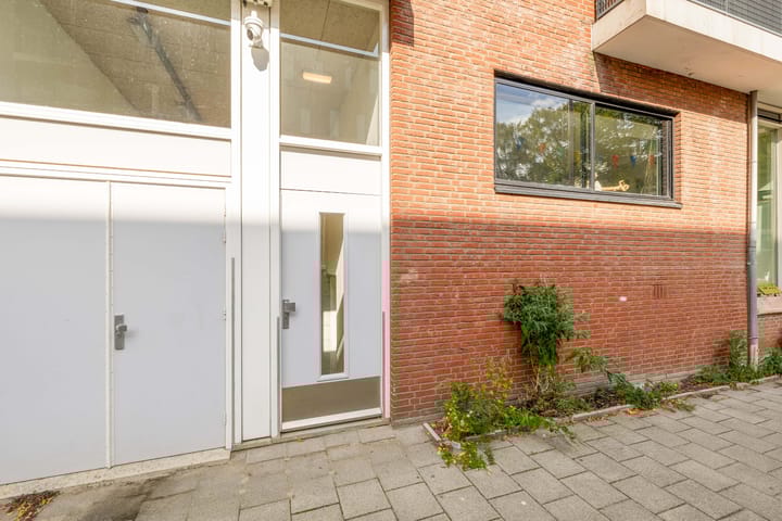 Foto 27 van Claes de Vrieselaan 185