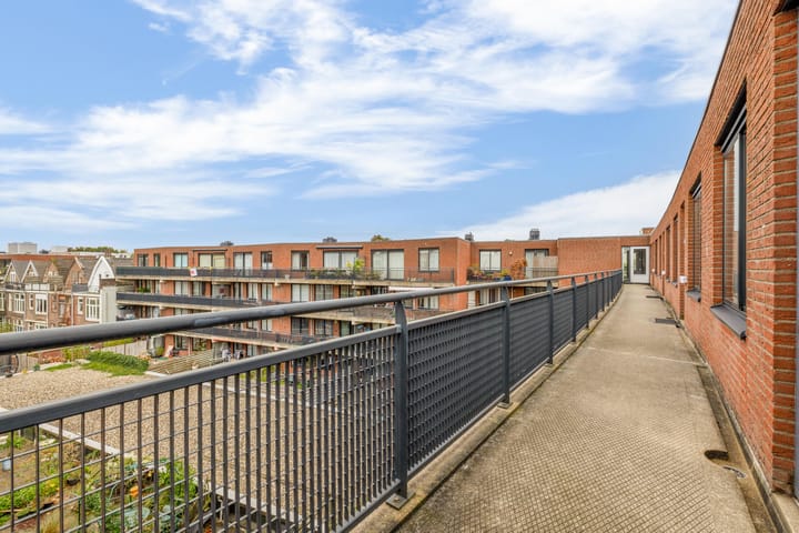 Foto 29 van Claes de Vrieselaan 185