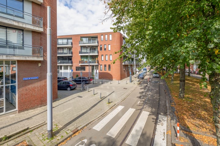 Foto 31 van Claes de Vrieselaan 185