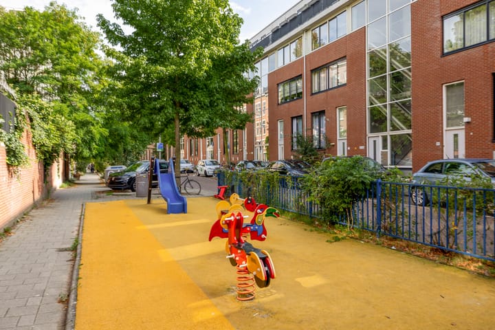 Foto 33 van Claes de Vrieselaan 185