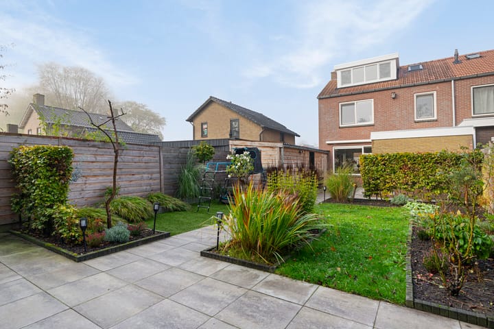 Foto 2 van J.M.Houwenstraat 15