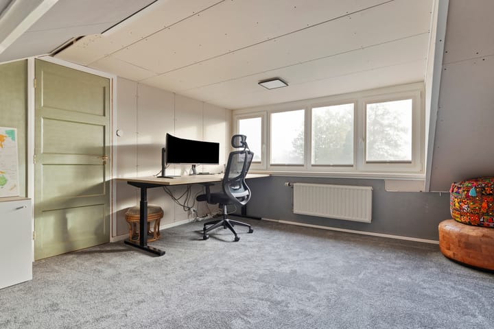 Foto 43 van J.M.Houwenstraat 15