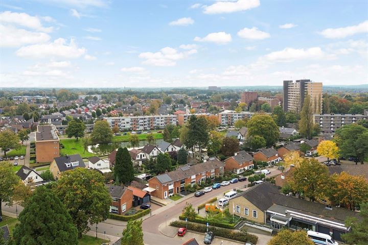 Bekijk foto 36 van Tesselschadelaan 1