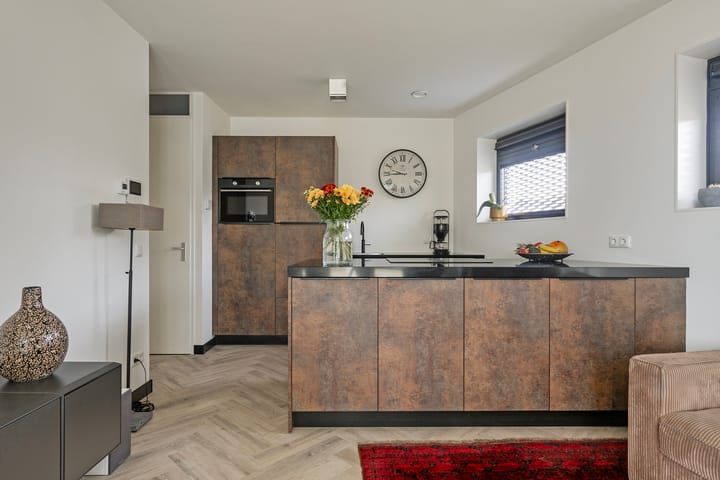 Foto 8 van Broekhovenseweg 84-01