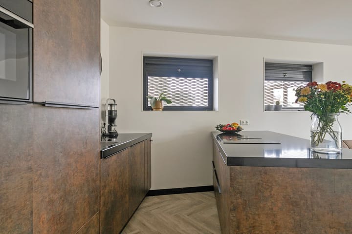 Foto 9 van Broekhovenseweg 84-01