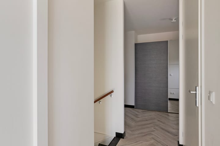 Foto 11 van Broekhovenseweg 84-01