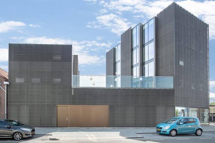 Foto 20 van Broekhovenseweg 84-01