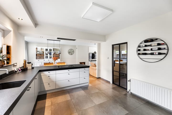 Photo 18 of Roskamstraat 16