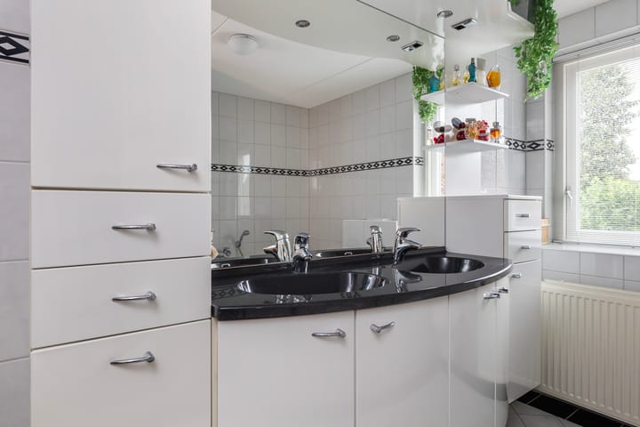 Foto 28 van Molenweg 45