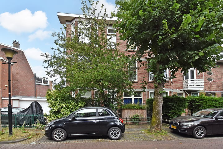 View photo 32 of Verhagen Metmanstraat 15