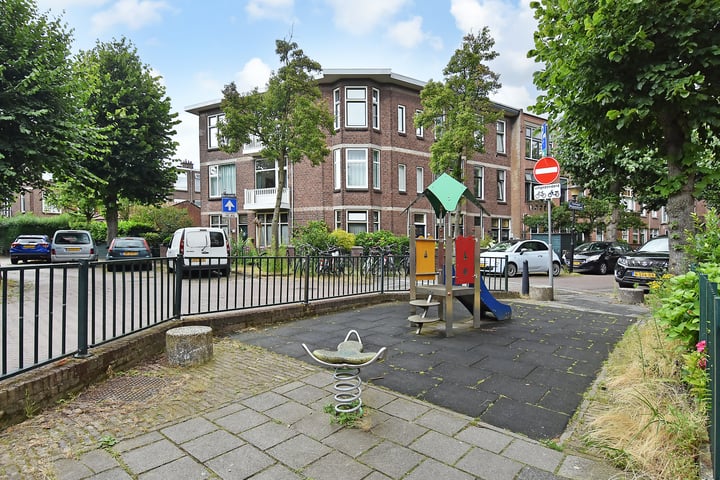 View photo 35 of Verhagen Metmanstraat 15