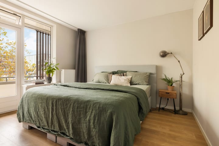 Photo 15 of Elisabeth Boddaertstraat 34-4