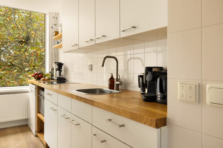 Photo 19 of Elisabeth Boddaertstraat 34-4