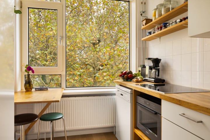 Photo 20 of Elisabeth Boddaertstraat 34-4