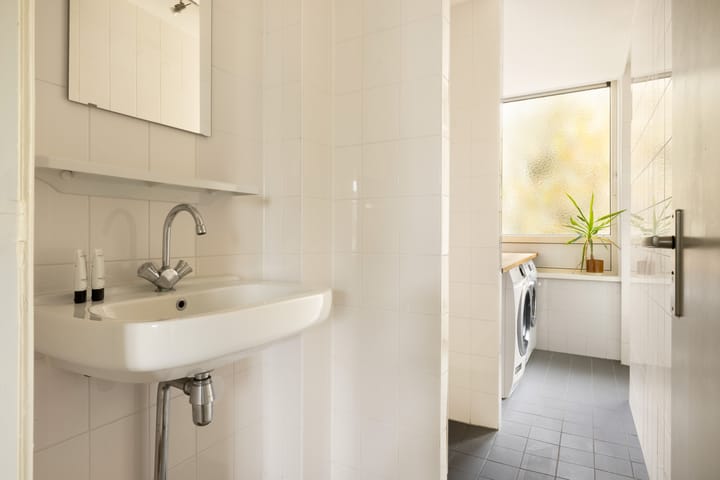 Photo 23 of Elisabeth Boddaertstraat 34-4