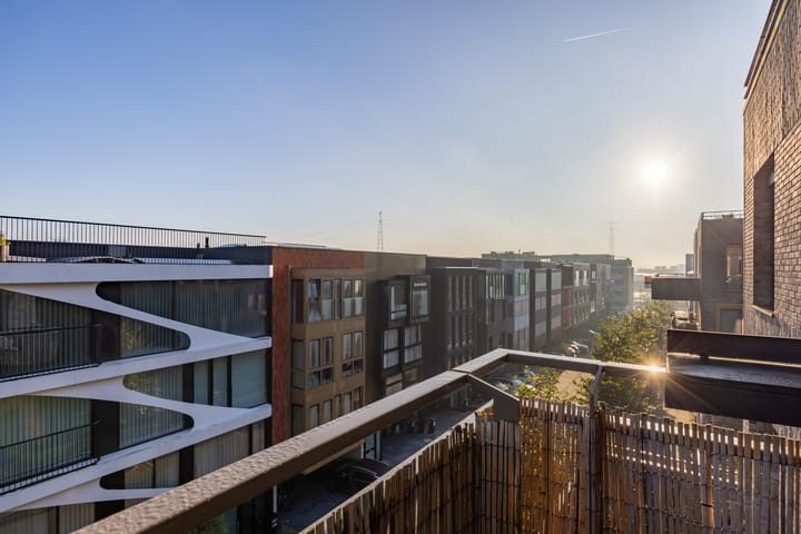 Foto 13 van Faas Wilkesstraat 339