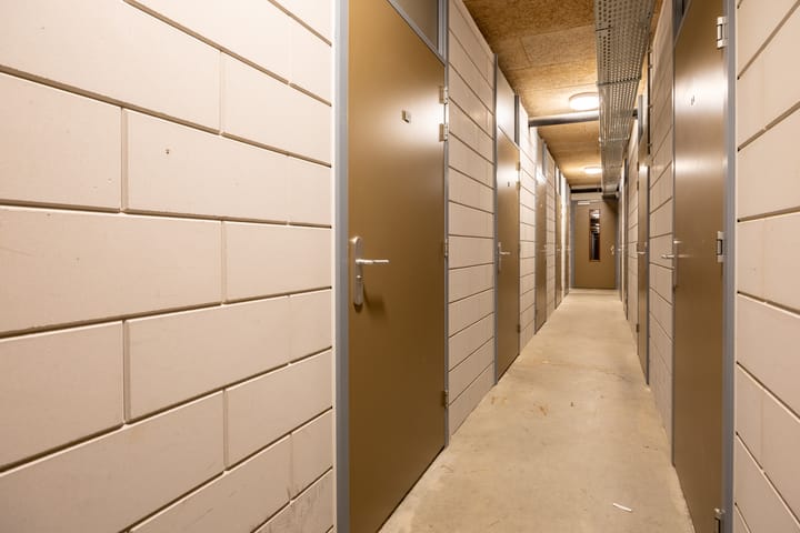 Foto 25 van Faas Wilkesstraat 339