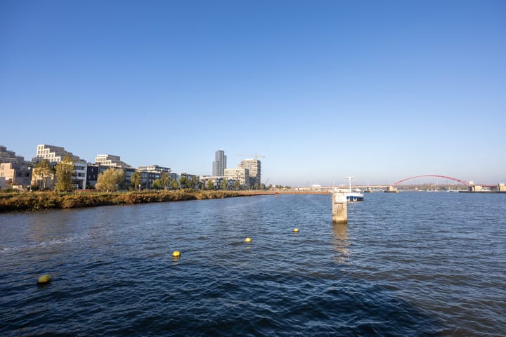 Foto 26 van Faas Wilkesstraat 339