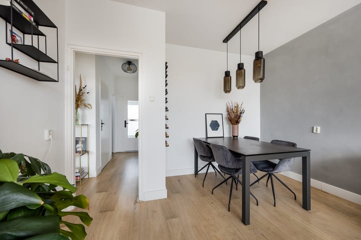 Foto 10 van Esdoornlaan 38