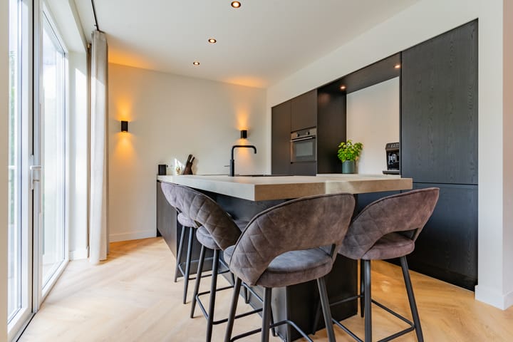 Foto 2 van Roosenburgstraat 9