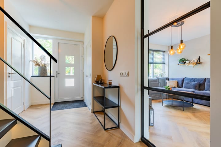 Foto 8 van Roosenburgstraat 9