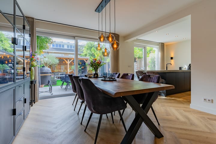 Foto 16 van Roosenburgstraat 9