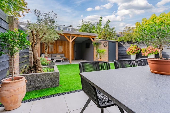 Foto 22 van Roosenburgstraat 9