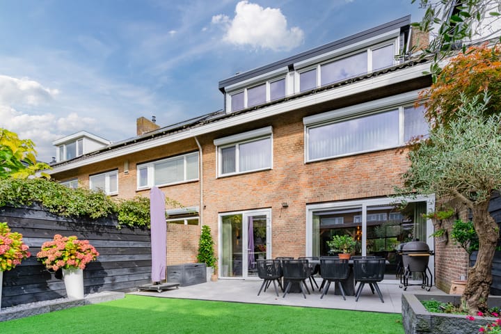 Foto 26 van Roosenburgstraat 9