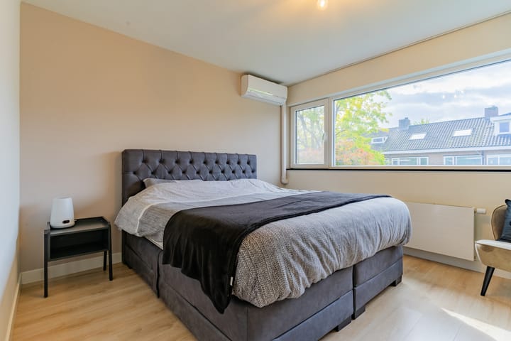 Foto 28 van Roosenburgstraat 9