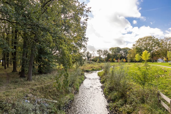 Foto 47 van Wilgenlaan 10